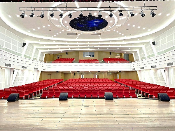 劇場(chǎng)劇院、禮堂用什么音箱比較好