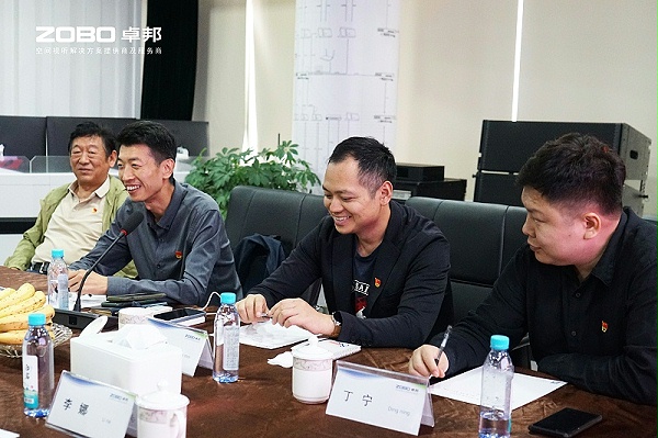 6熱烈歡迎中共北京市商業(yè)服務業(yè)行業(yè)協(xié)會第三聯(lián)合黨委一行蒞臨ZOBO卓邦調研