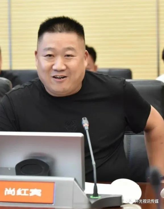 ZOBO董事長張新峰作為聲光視訊行業(yè)聯(lián)盟代表赴豫芒溫暖災(zāi)區(qū)，傳遞愛心豫芒會長尚紅賓