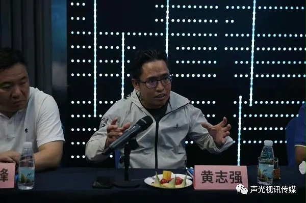 ZOBO董事長張新峰作為聲光視訊行業(yè)聯(lián)盟代表赴豫芒溫暖災(zāi)區(qū)，傳遞愛心