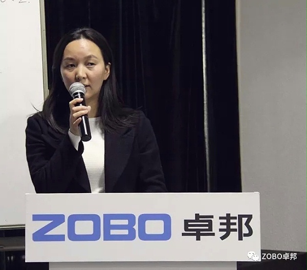 人事經(jīng)理鳳