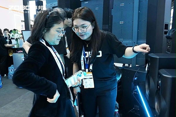 13直擊展會首日盛況丨ZOBO卓邦2025北京InfoComm展