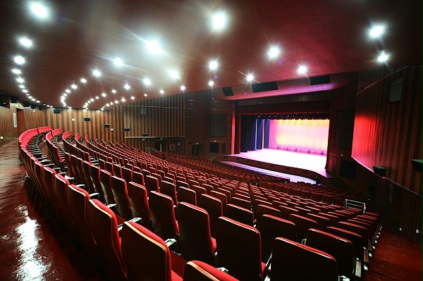 如何利用舞臺音響提升舞臺氛圍