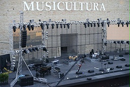 戶外流動(dòng)演出音響系統(tǒng)的操作