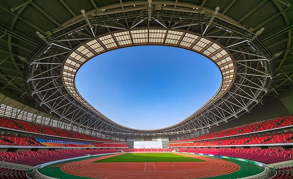 疫情迫使體育場(chǎng)館采用高端視聽(tīng)解決方案