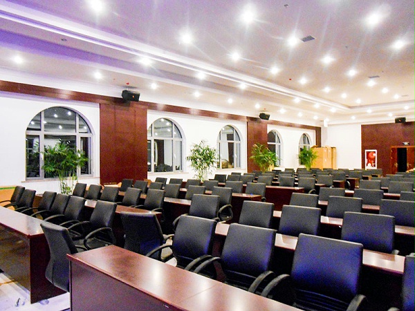 音響設(shè)備在舞臺(tái)效果中的應(yīng)用