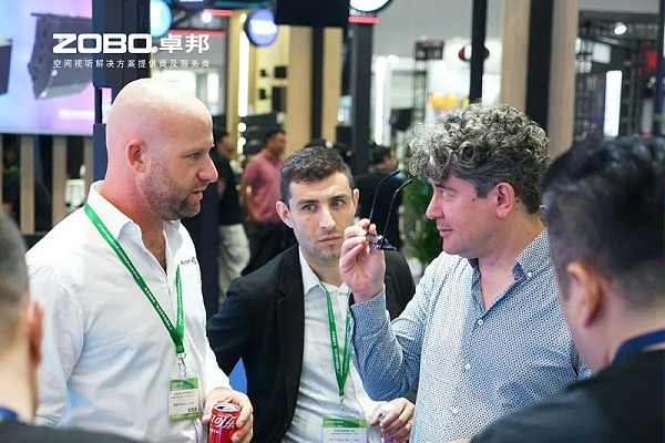 13璀璨收官，再啟新章 | ZOBO卓邦廣州燈光音響展圓滿落幕，行業(yè)未來(lái)！