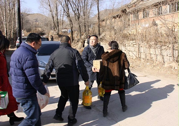 6愛(ài)照淶源，ZOBO卓邦黨支部寒冬送暖扶貧活動(dòng)