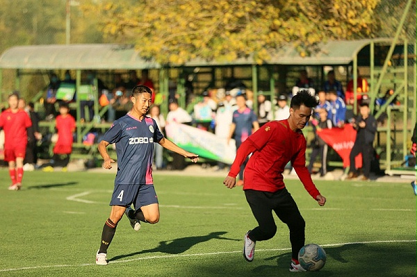 為夢(mèng)想而戰(zhàn)|由ZOBO卓邦贊助-豐臺(tái)青聯(lián)足球隊(duì)取得亞軍