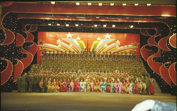 音響設(shè)備在舞臺(tái)表演中的作用和重要性