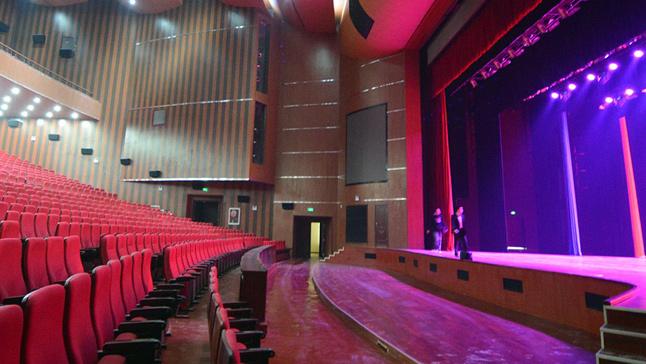 劇場(chǎng)音響系統(tǒng)應(yīng)用現(xiàn)狀及發(fā)展趨勢(shì)研究