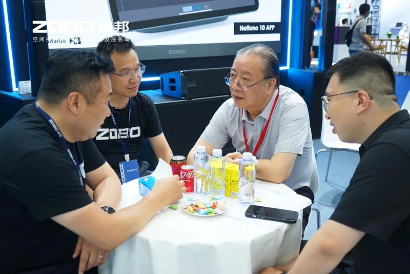 3人潮涌動，新品閃耀!ZOBO卓邦廣州展首日引爆行業(yè)焦點