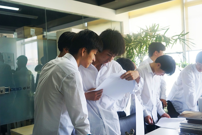 7校企合作 走進(jìn)職場(chǎng) 協(xié)同育人丨歡迎北京市經(jīng)貿(mào)技術(shù)學(xué)校師生來(lái)ZOBO卓邦參觀學(xué)習(xí) 7校企合作 走進(jìn)職場(chǎng) 協(xié)同育人丨歡迎北京市經(jīng)貿(mào)技術(shù)學(xué)校師生來(lái)ZOBO卓邦參觀學(xué)習(xí)