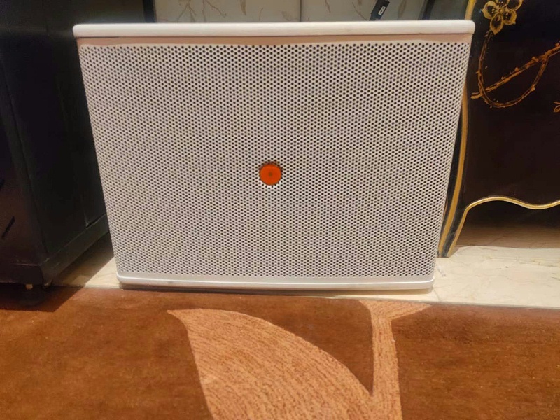 家庭影院音響設(shè)備的配置和音箱的選擇