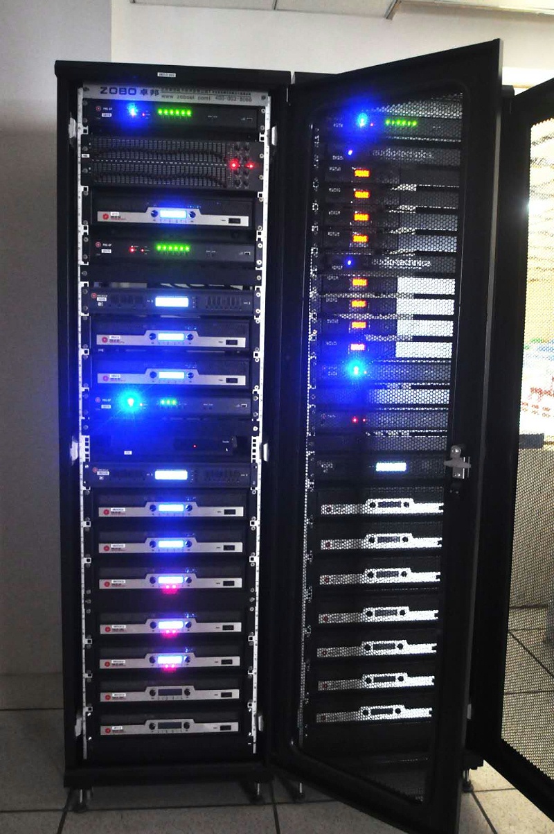 音響系統(tǒng)，揚(yáng)聲器，功放，音響設(shè)備，前級(jí)功放，后級(jí)功放