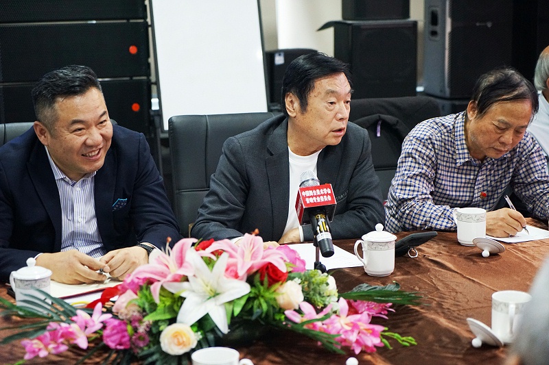 自信自強守正創(chuàng)新 踔厲奮發(fā)勇毅前行 | 中國舞臺美術學會聯(lián)合ZOBO卓邦舉辦主題座談研討會學習領會黨的二報告精神