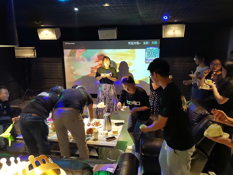 喜迎國(guó)慶我和祖國(guó)共成長(zhǎng)暨第三季度生日會(huì)