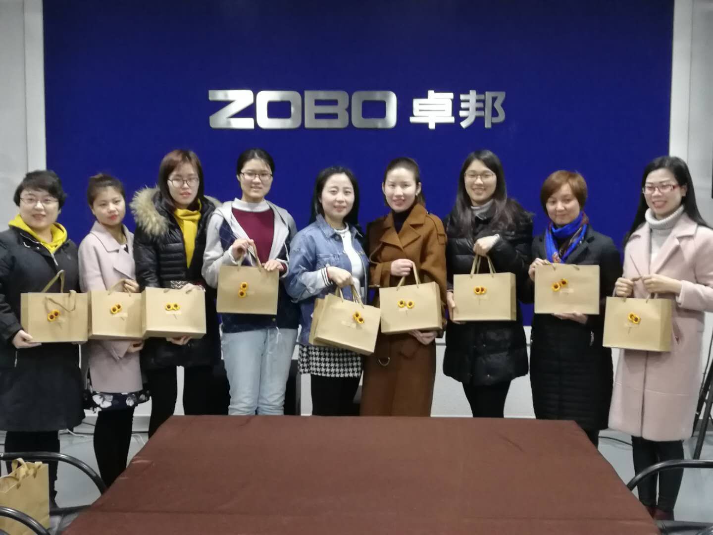 春風(fēng)十里，桃香四溢！|我們既是元氣少女，也是魅力女！