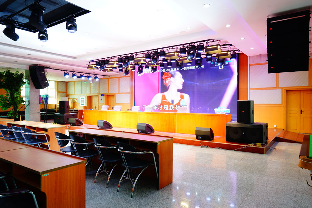 常見的幾種會議室音響設備