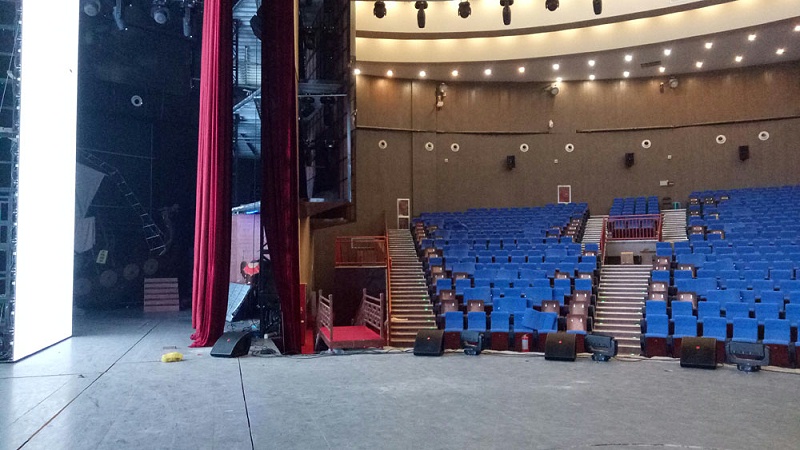 舞臺音響系統(tǒng)中返聽音箱的用途及注意事項