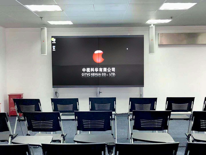 音響設備調(diào)音員在操作過程中的注意事項