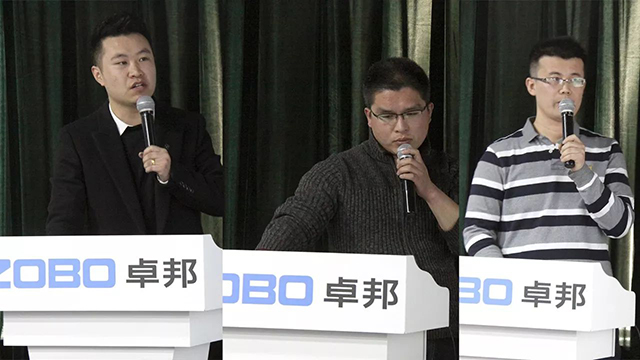 技術(shù)部經(jīng)理大劉偉、小劉偉、推廣部經(jīng)理張曉峰