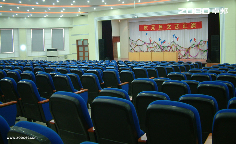 東營一中多功能廳會(huì)議擴(kuò)聲系統(tǒng)1