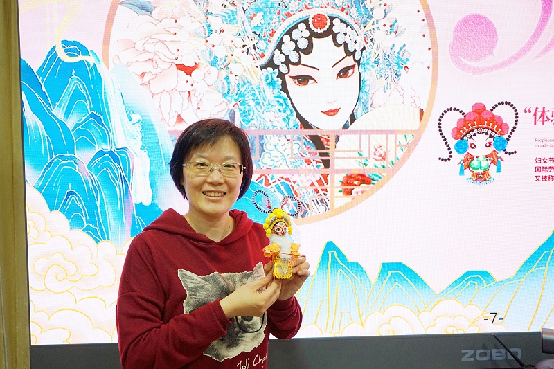 ZOBO卓邦工會(huì)丨舉辦體驗(yàn)非遺之美-制作北京絹人的“女神節(jié)”活動(dòng) ZOBO卓邦工會(huì)丨舉辦體驗(yàn)非遺之美-制作北京絹人的“女神節(jié)”活動(dòng)
